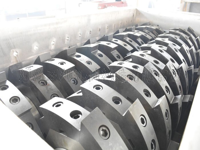 垃圾撕碎機結構